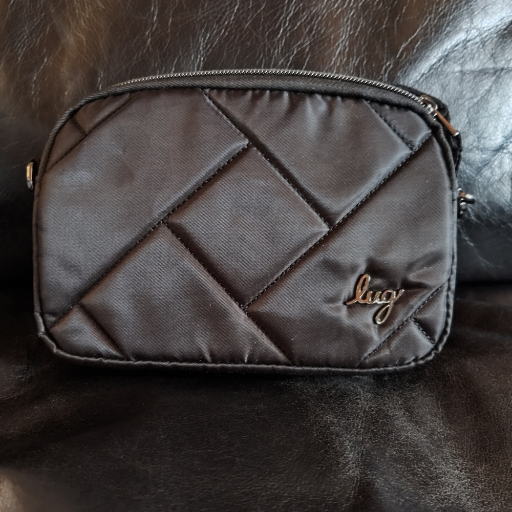 Lug Coupe SE Convertible Crossbody/Belt/Sling Bag in Midnight Black